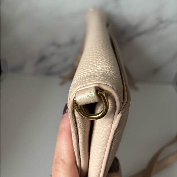 Tory Burch Pebbled Leather Fold-Over Crossbody Clutch Bag in Light Blush Pink - Picture 8 of 14